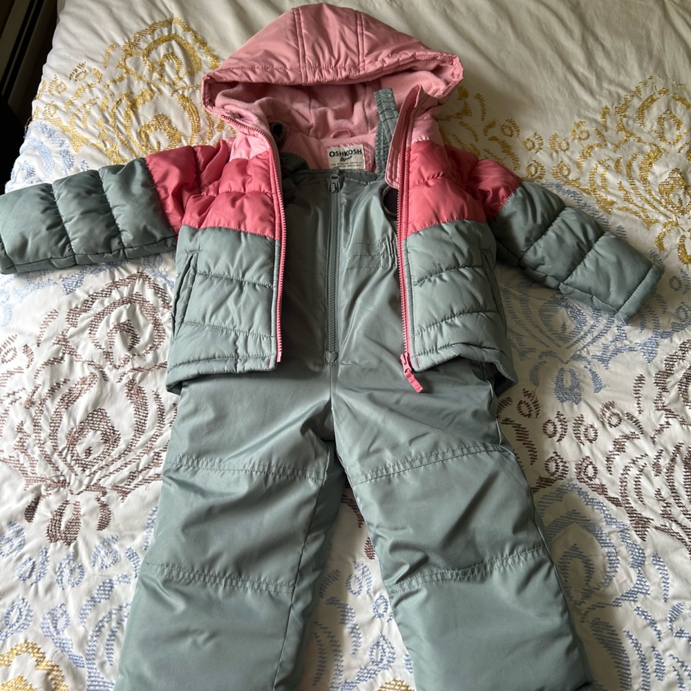 OshKosh B'Gosh girl Two Piece Snowsuit (bib and jacket)